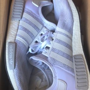 Adidas men’s r1 men’s sneakers white and gray